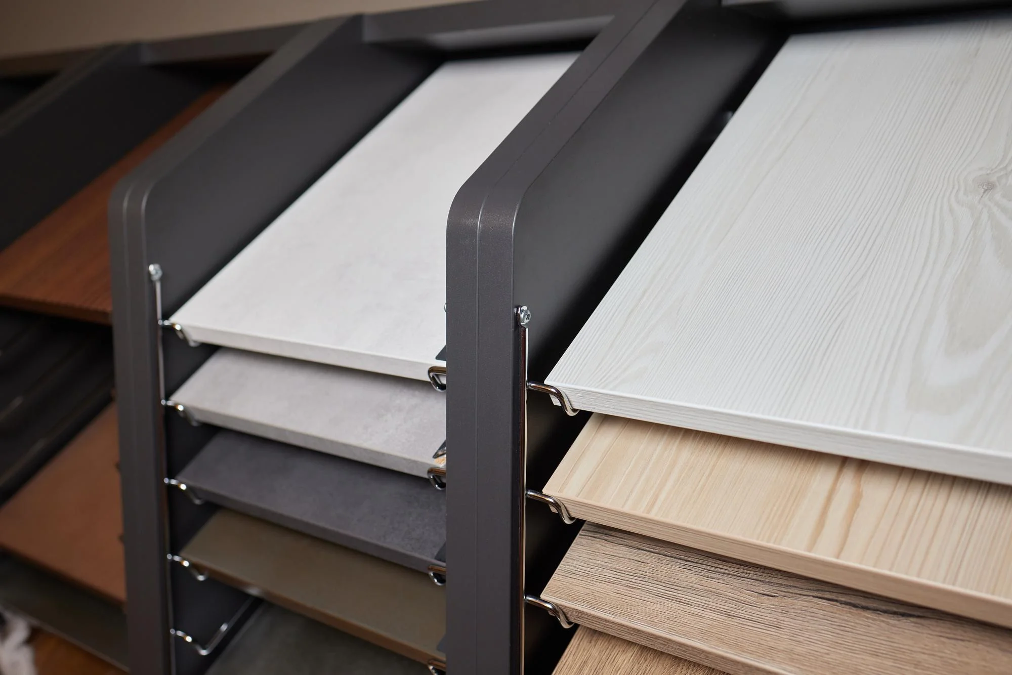 Display rack showing cabinet board textures and tones