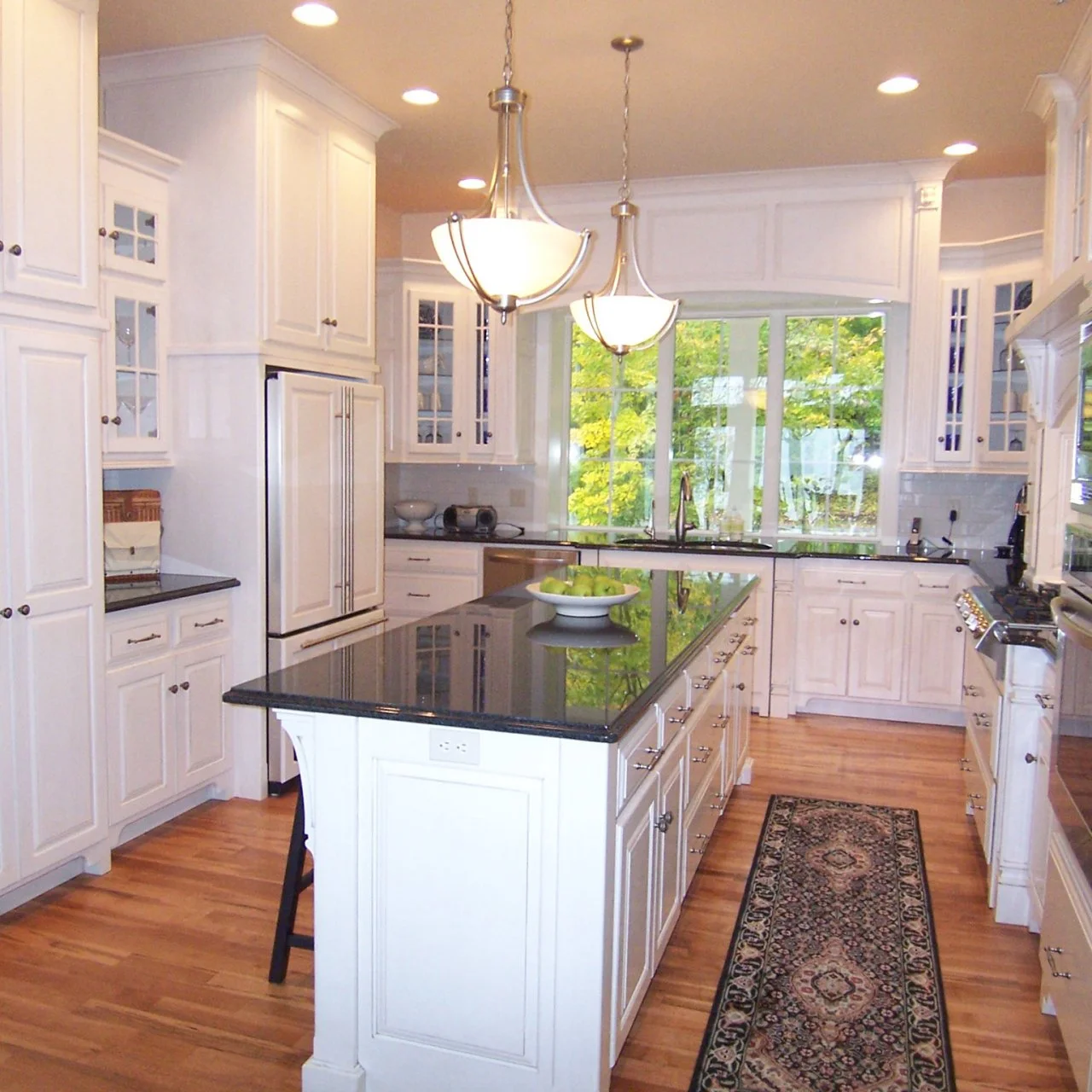 Multi User Friendly U Shape, U Shaped Kitchen Design Ideas