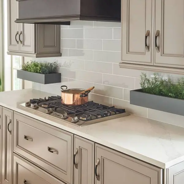Stone Countertop Simple Subway Tile, Kitchen Countertop & Backsplash Pairing Ideas