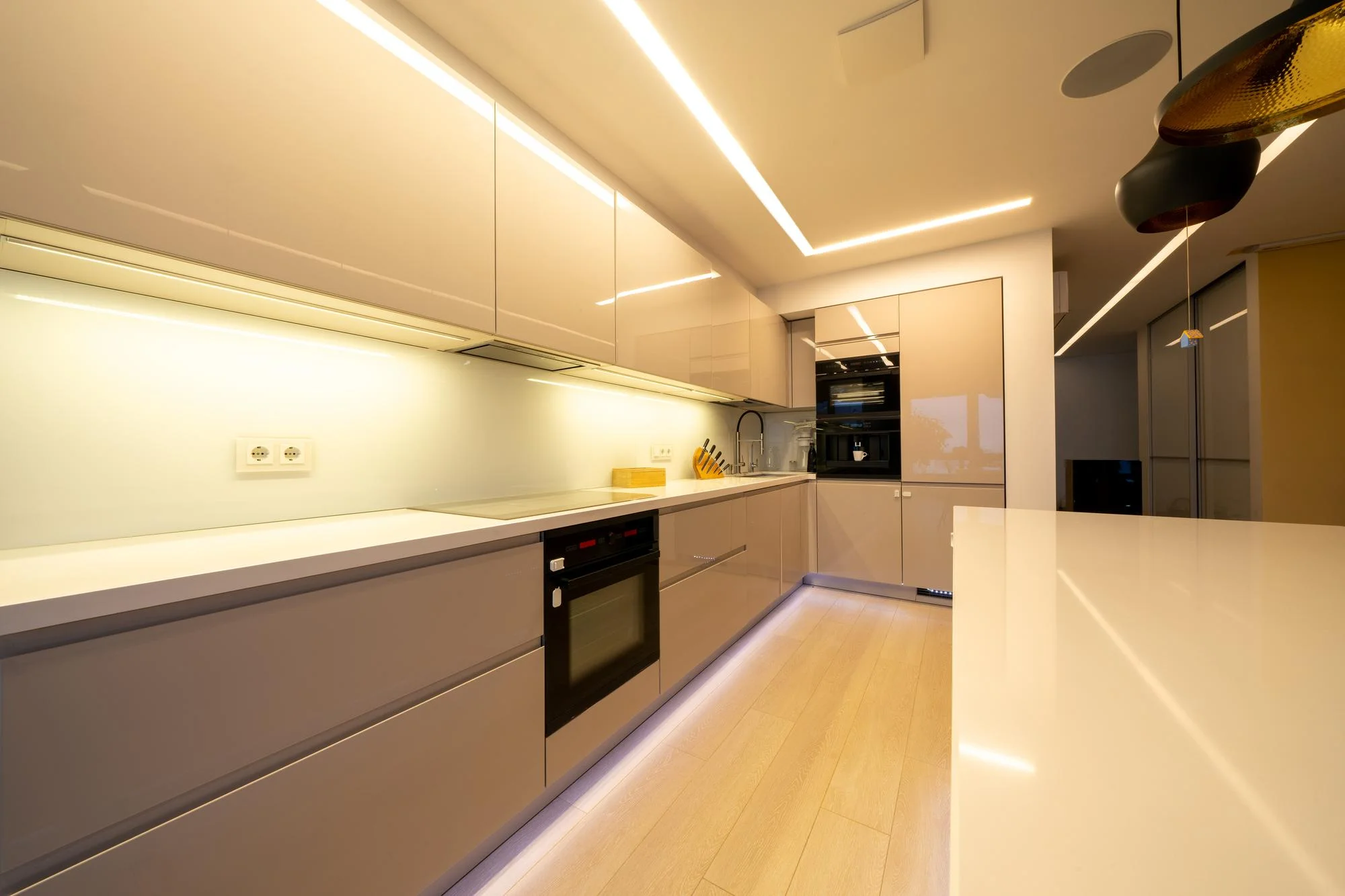 Accent Cove Indirect Lighting Above Cabinets, Kitchen Lighting