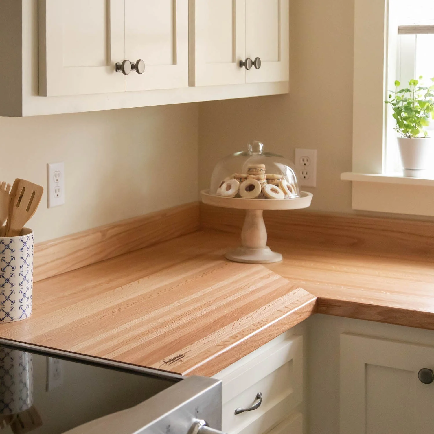 Oak Wood for Kitchen Countertops classic durable grain