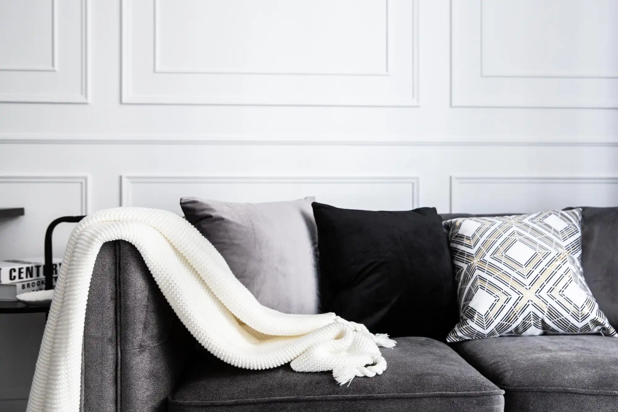 Layer Textiles for Cozy Comfort, Gray Living Room Ideas Layer Textiles for Cozy Comfort, Gray Living Room Ideas