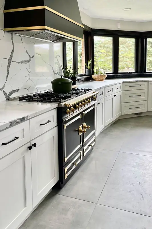 Mixed Metal Hardware for a Modern Trend, Kitchen Cabinet Hardware Ideas