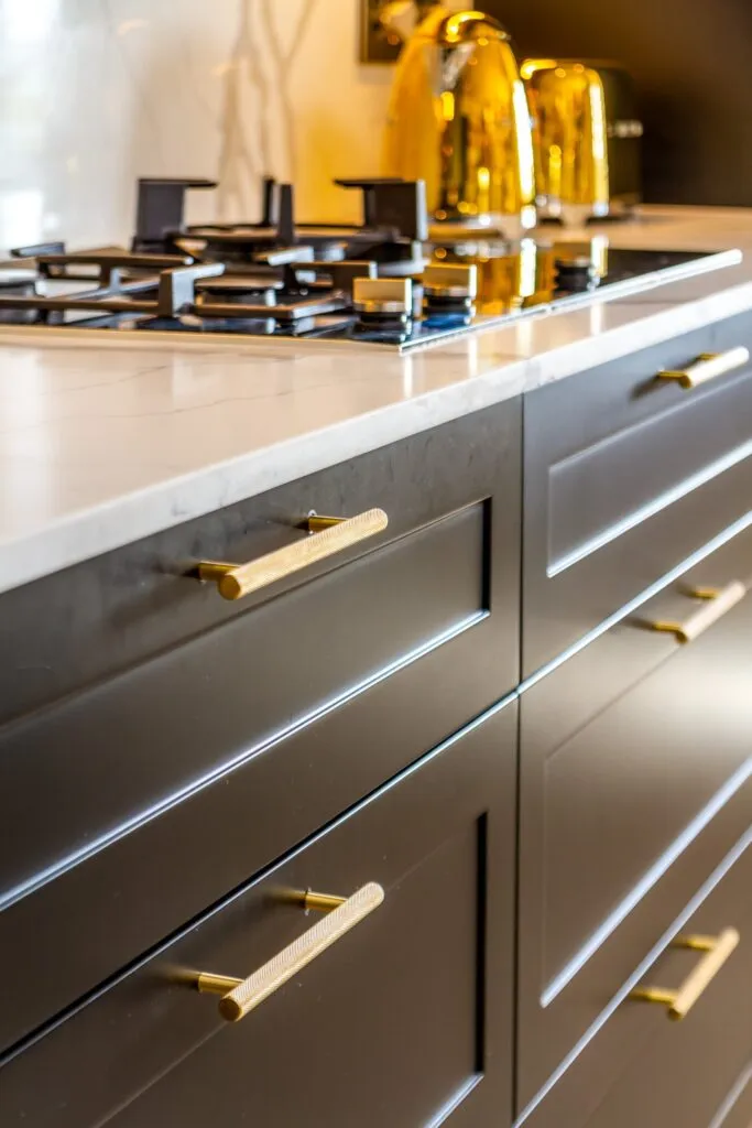 Textured or Knurled Hardware, Kitchen Cabinet Hardware Ideas