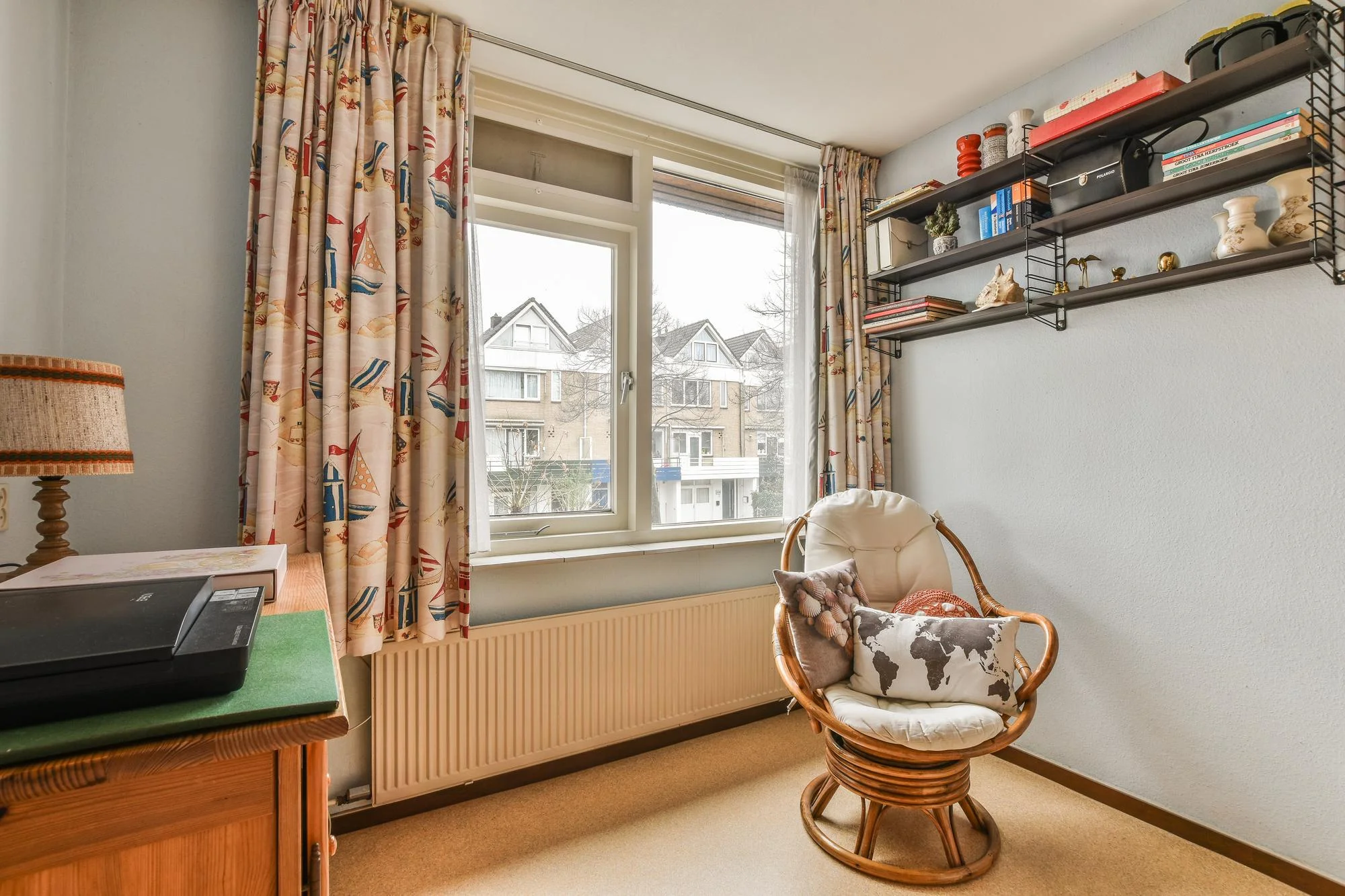 Cozy small room with compact single hung window design
